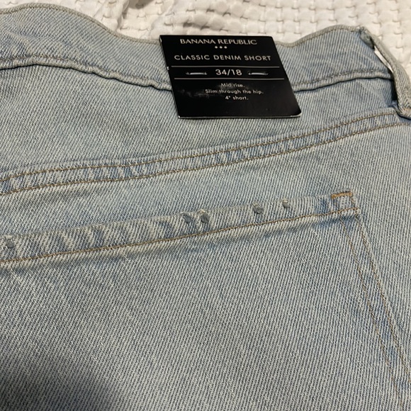 NWT- Banana Republic - 28/6, 31/12 & 34/18. Classic Denim Short Vintage Wash - Picture 5 of 8